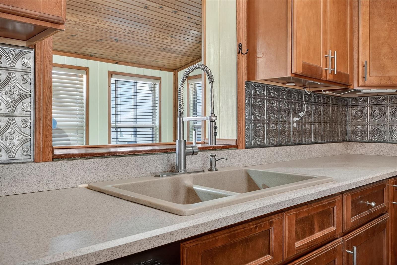 1045 HAMPTON RD, DAYTONA BEACH, FL, 32114