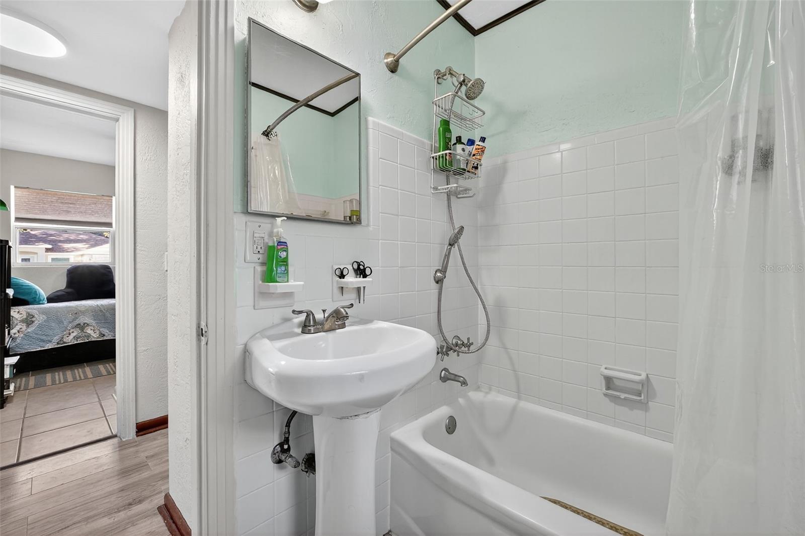 1045 HAMPTON RD, DAYTONA BEACH, FL, 32114