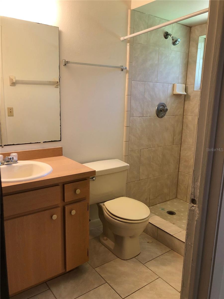 1120 N BRICKELL DR, DELTONA, FL, 32725