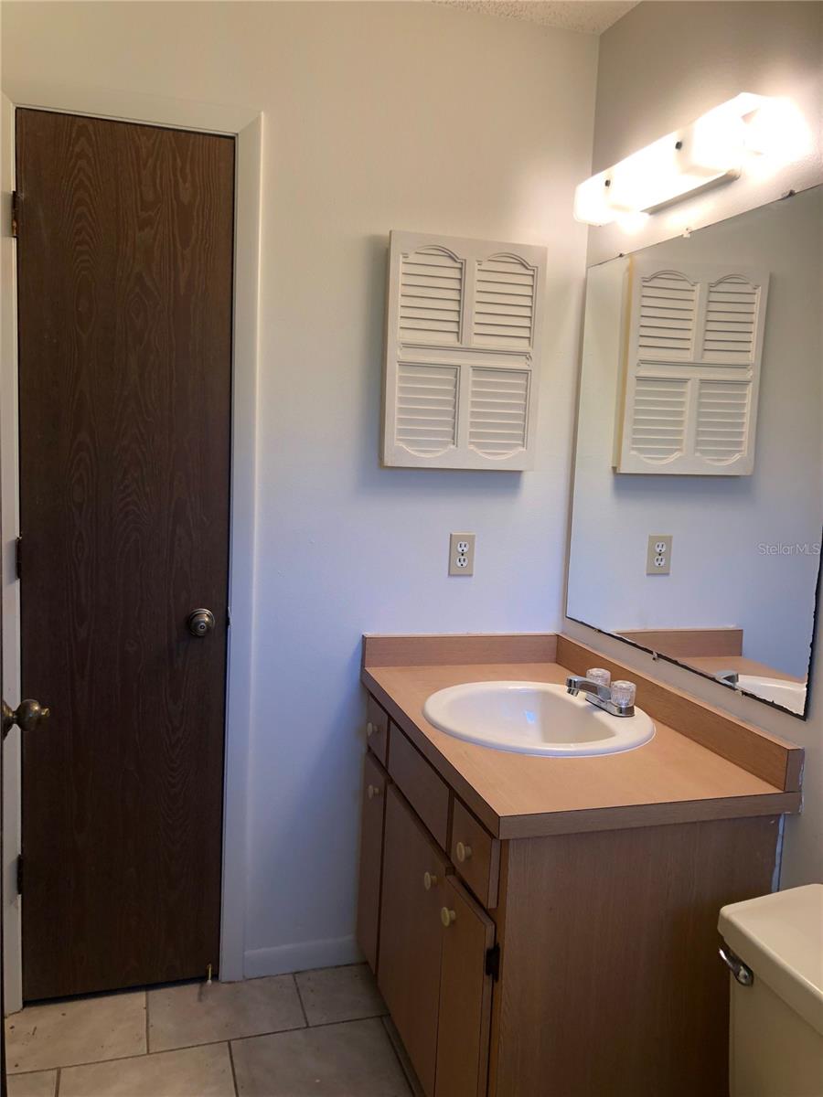 1120 N BRICKELL DR, DELTONA, FL, 32725