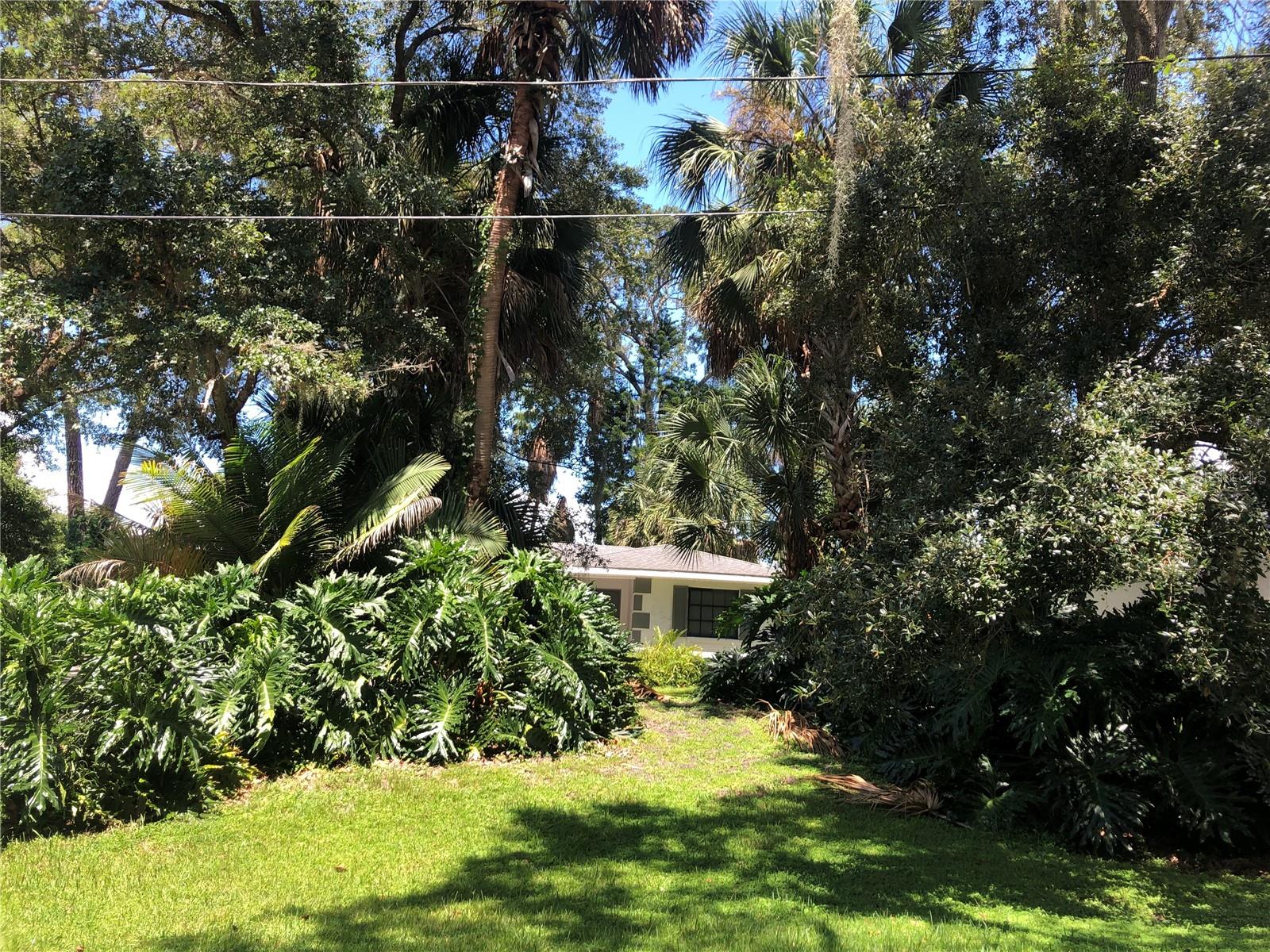 1120 N BRICKELL DR, DELTONA, FL, 32725