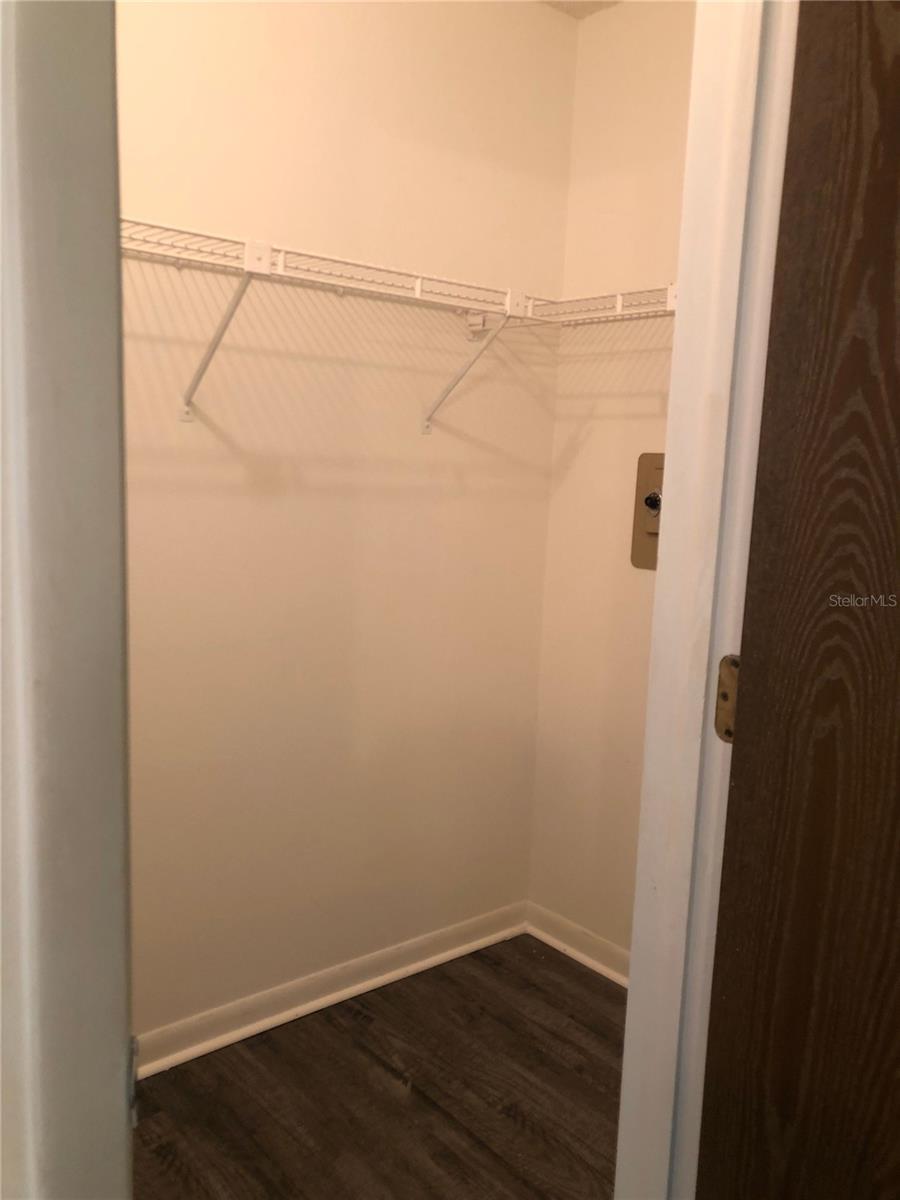 1120 N BRICKELL DR, DELTONA, FL, 32725