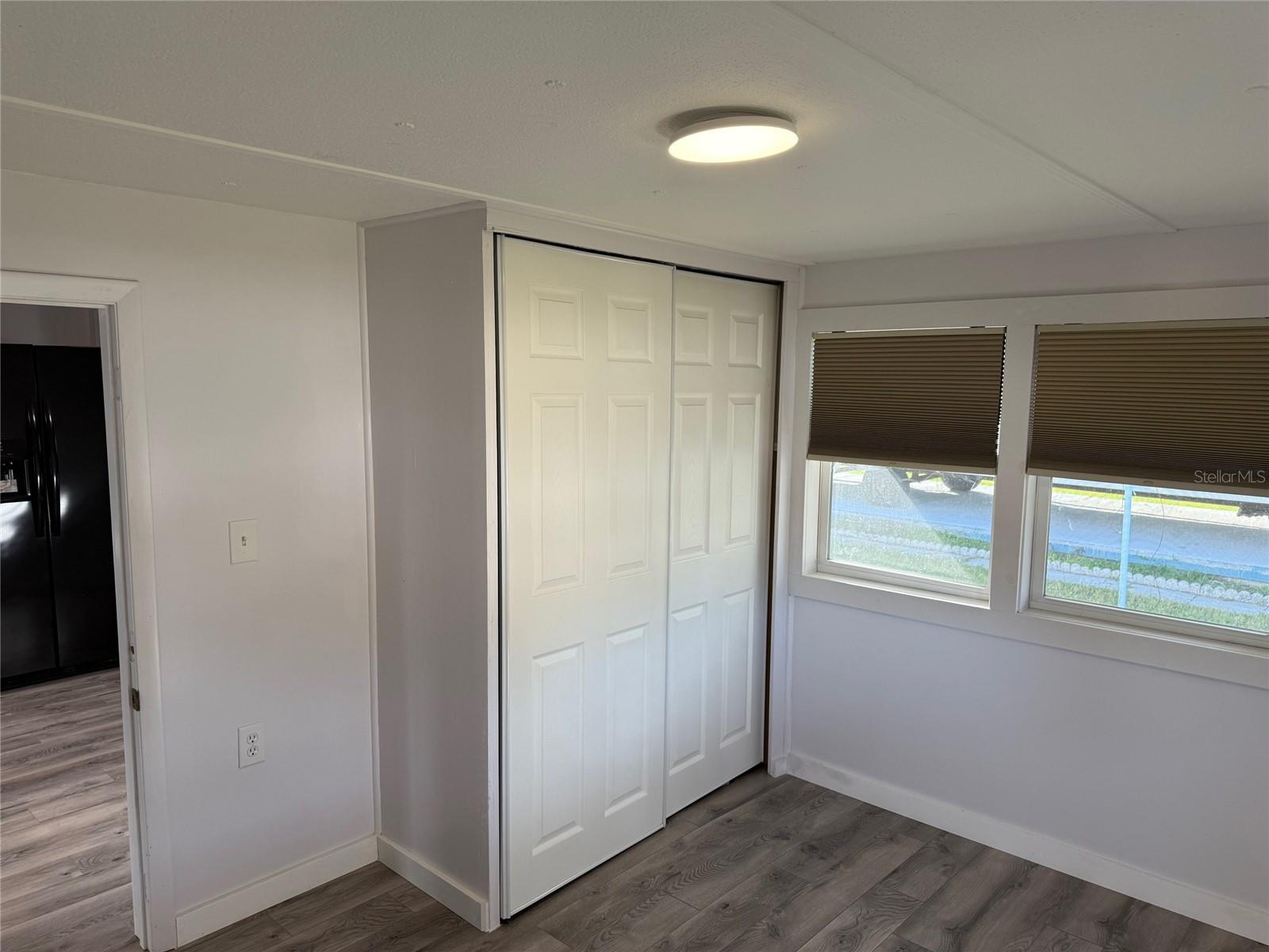 TB8448076 Property Photo