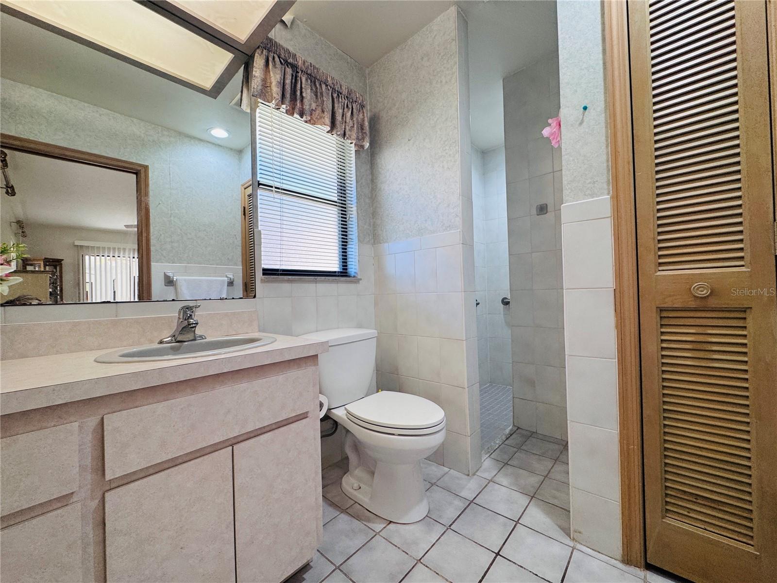 Second Primary bathroom