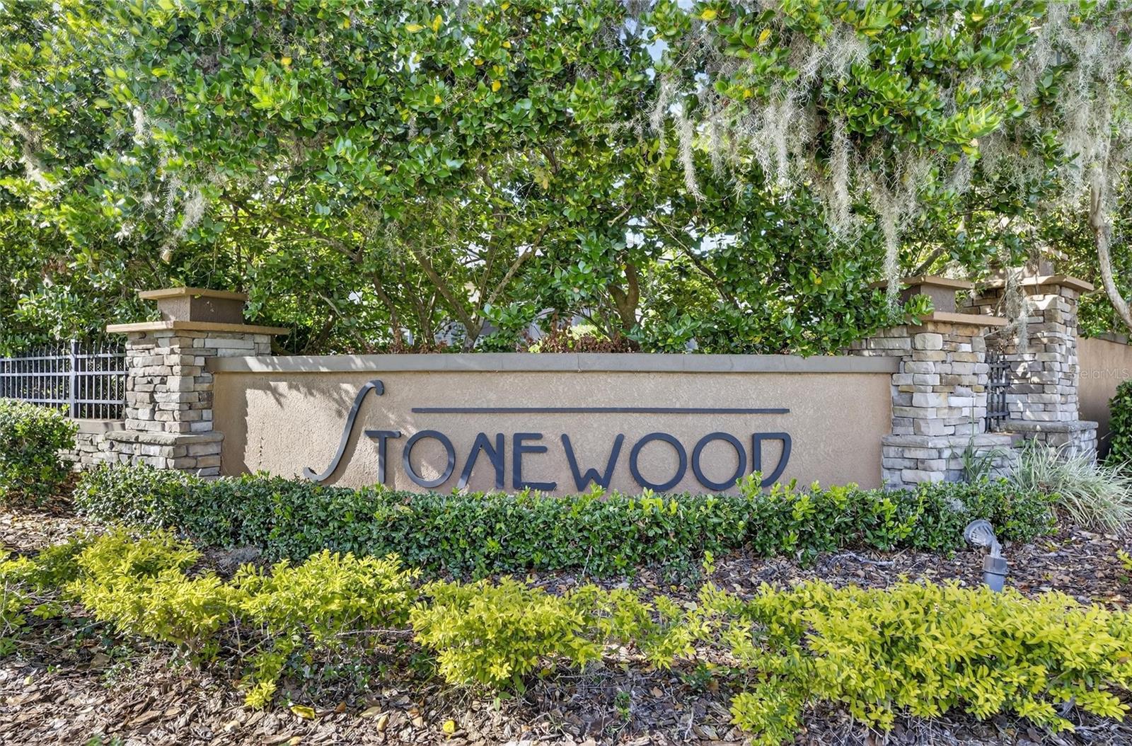 121 FALLING WATER DR, BRANDON, FL, 33511