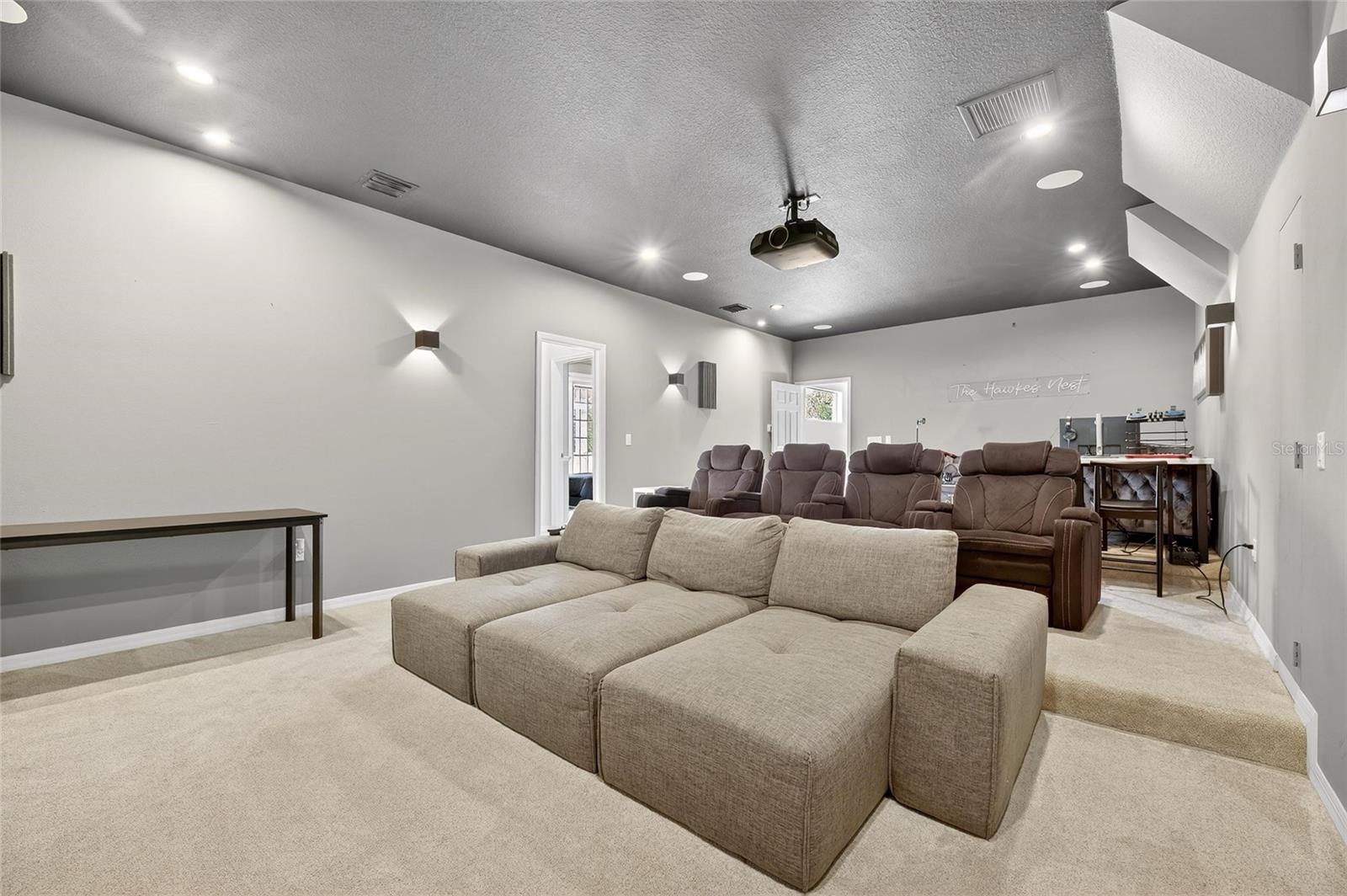 121 FALLING WATER DR, BRANDON, FL, 33511