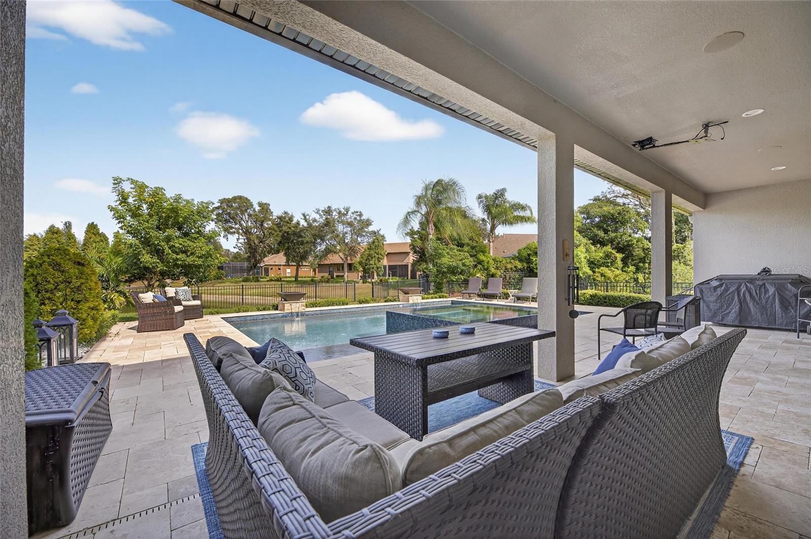 121 FALLING WATER DR, BRANDON, FL, 33511