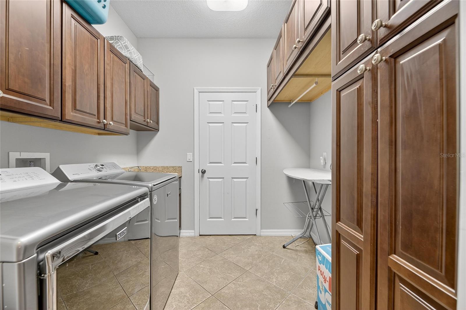 121 FALLING WATER DR, BRANDON, FL, 33511