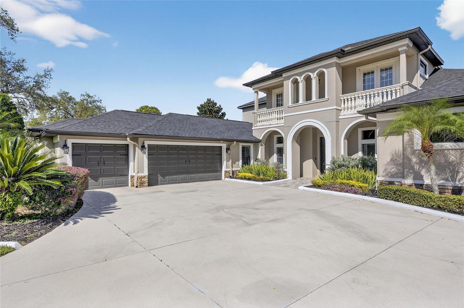 121 FALLING WATER DR, BRANDON, FL, 33511