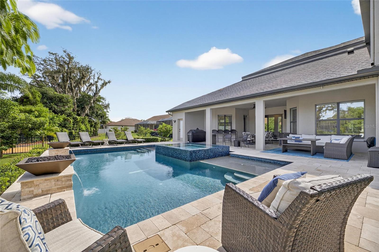 121 FALLING WATER DR, BRANDON, FL, 33511