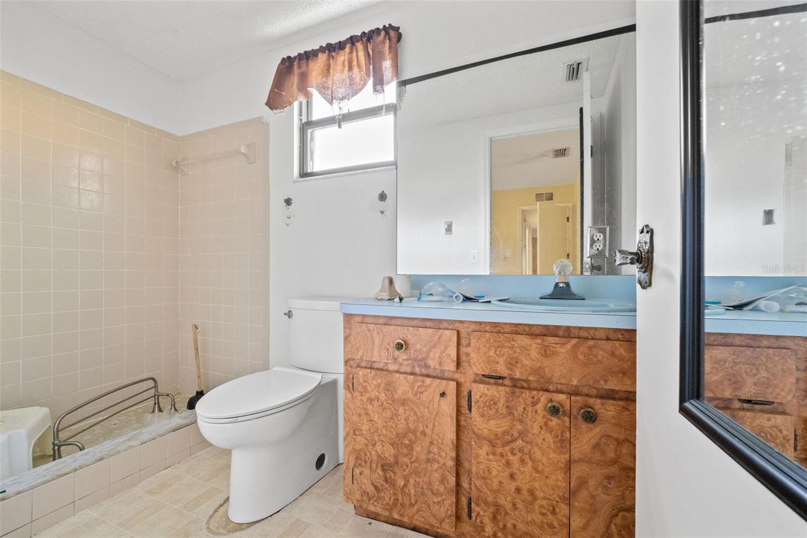 7275 EDINBURGH WAY, WEEKI WACHEE, FL, 34613