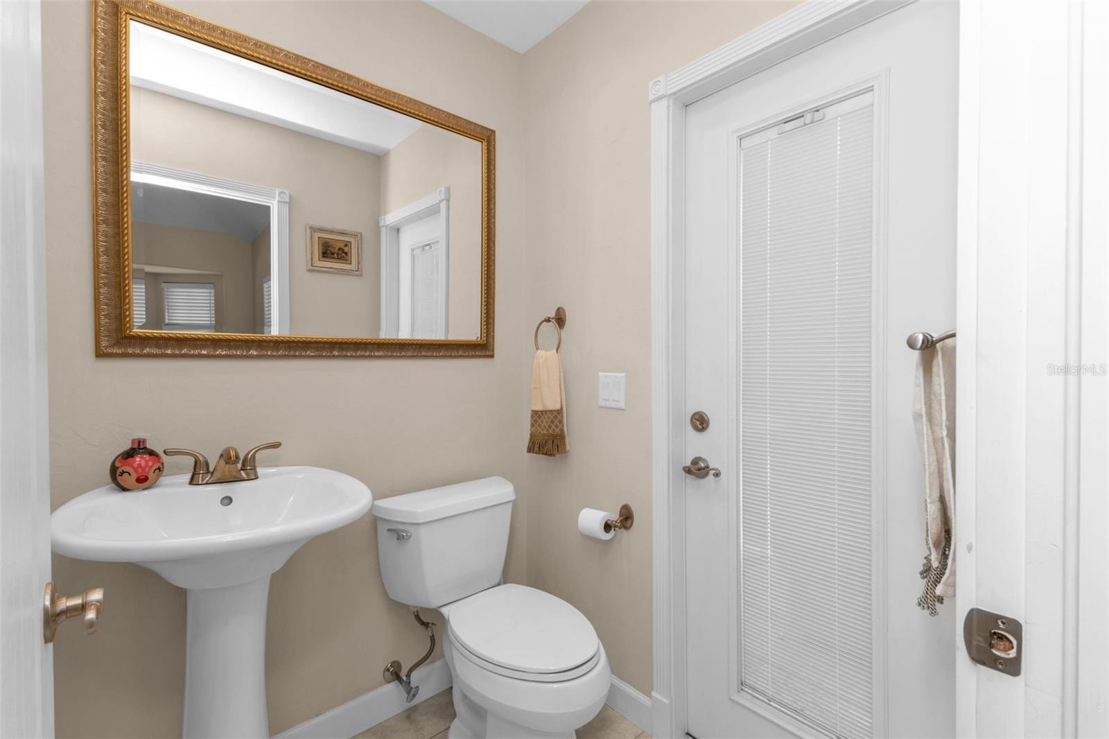 24581 NOVA LN, PUNTA GORDA, FL, 33980