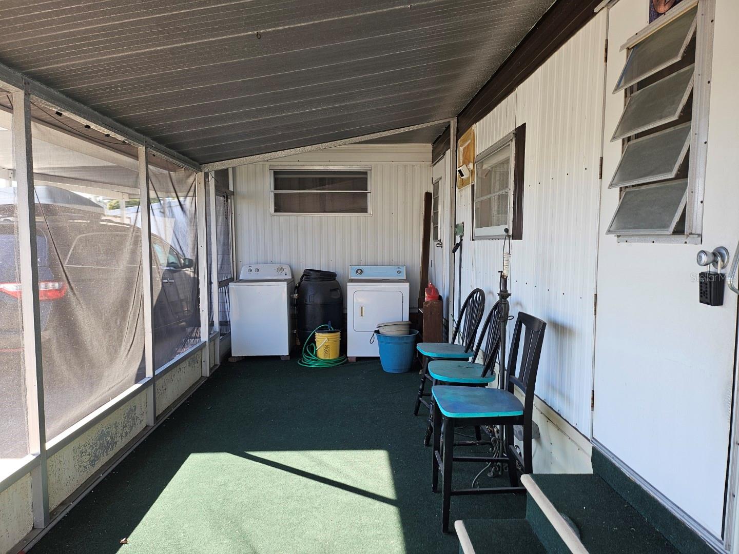 TB8448111 Property Photo