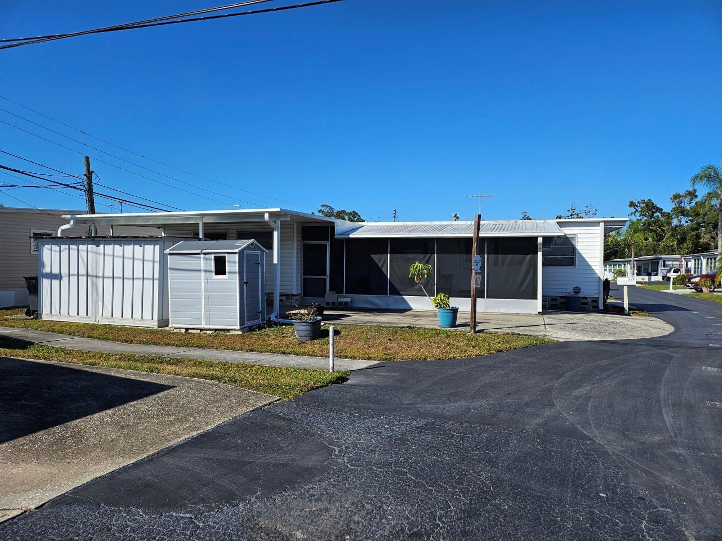 TB8448111 Property Photo