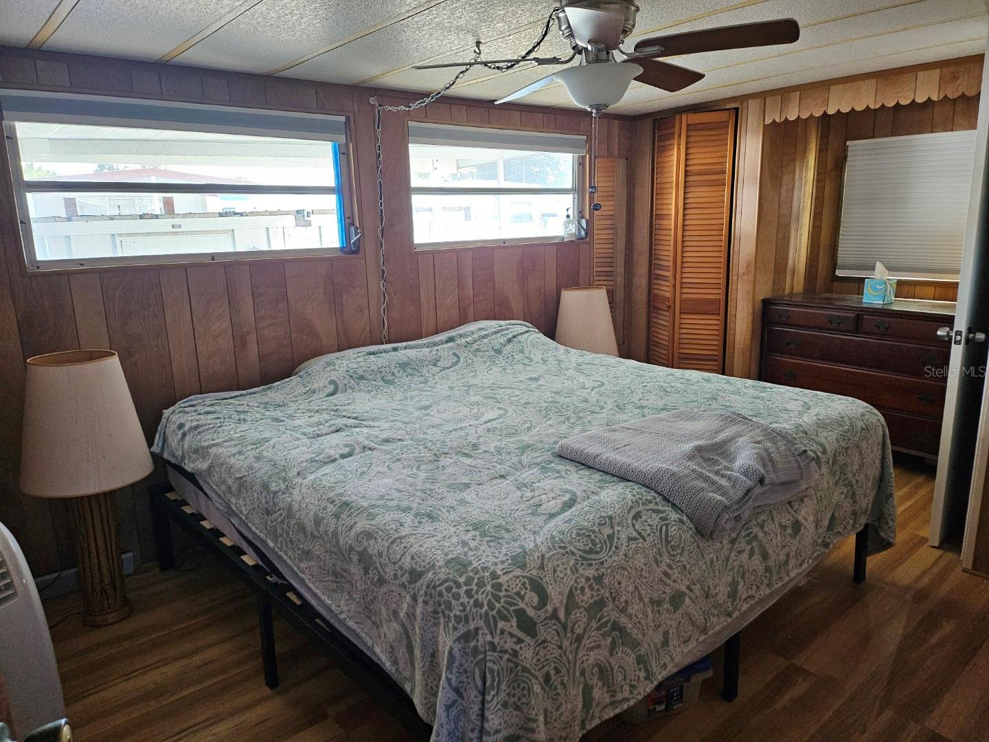 TB8448111 Property Photo