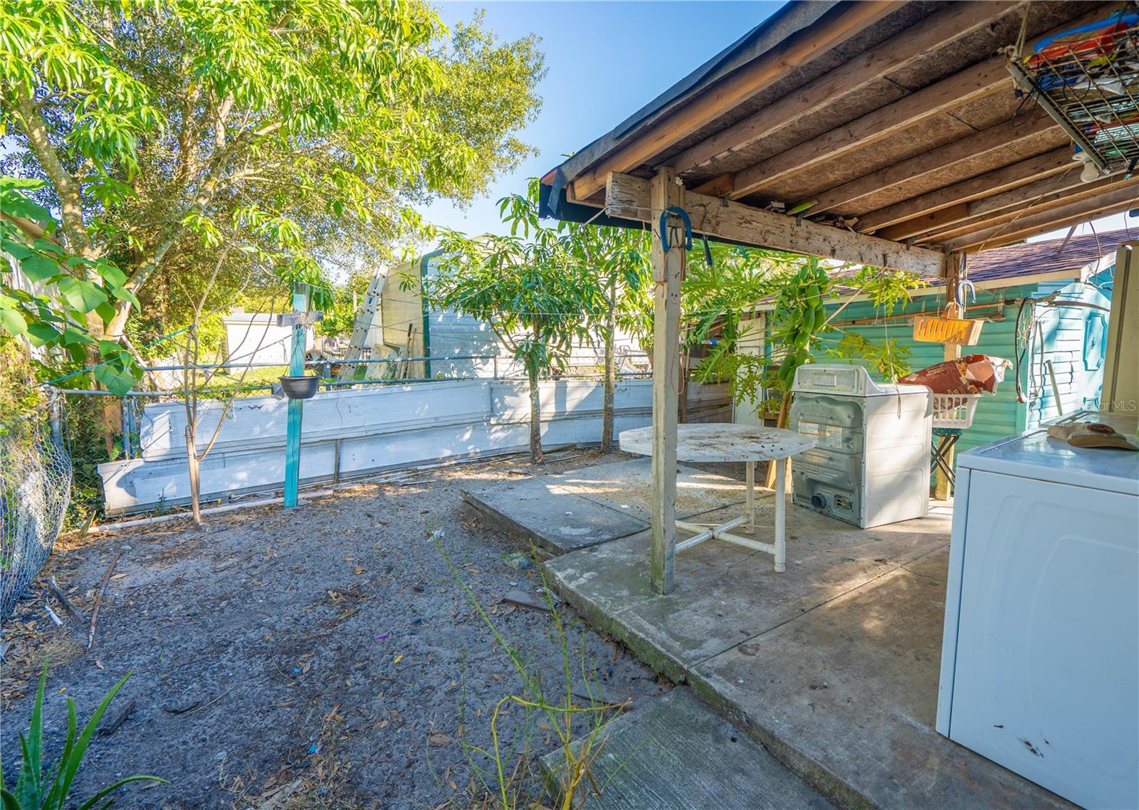 TB8448121 Property Photo