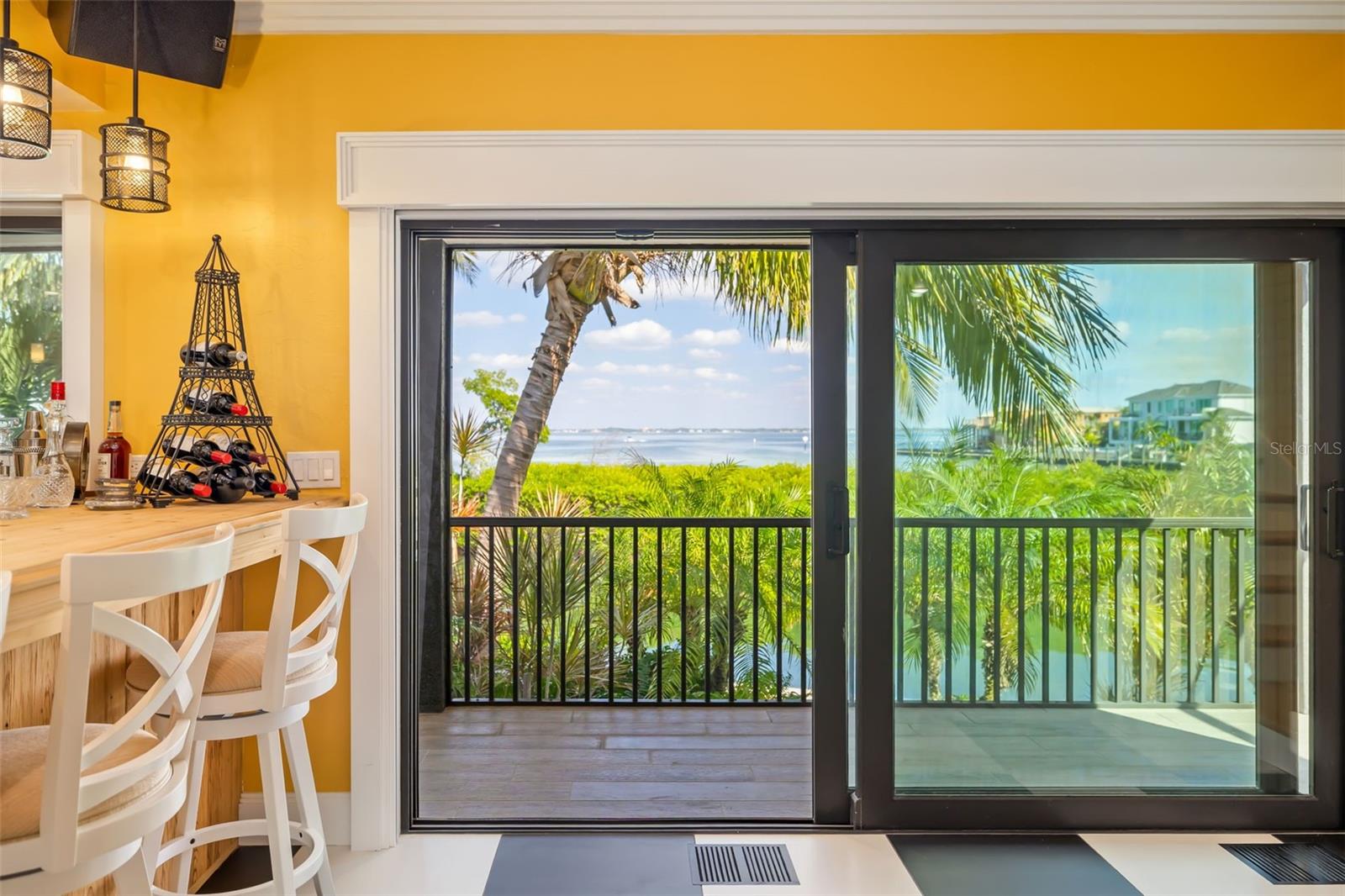 A4672059 Property Photo