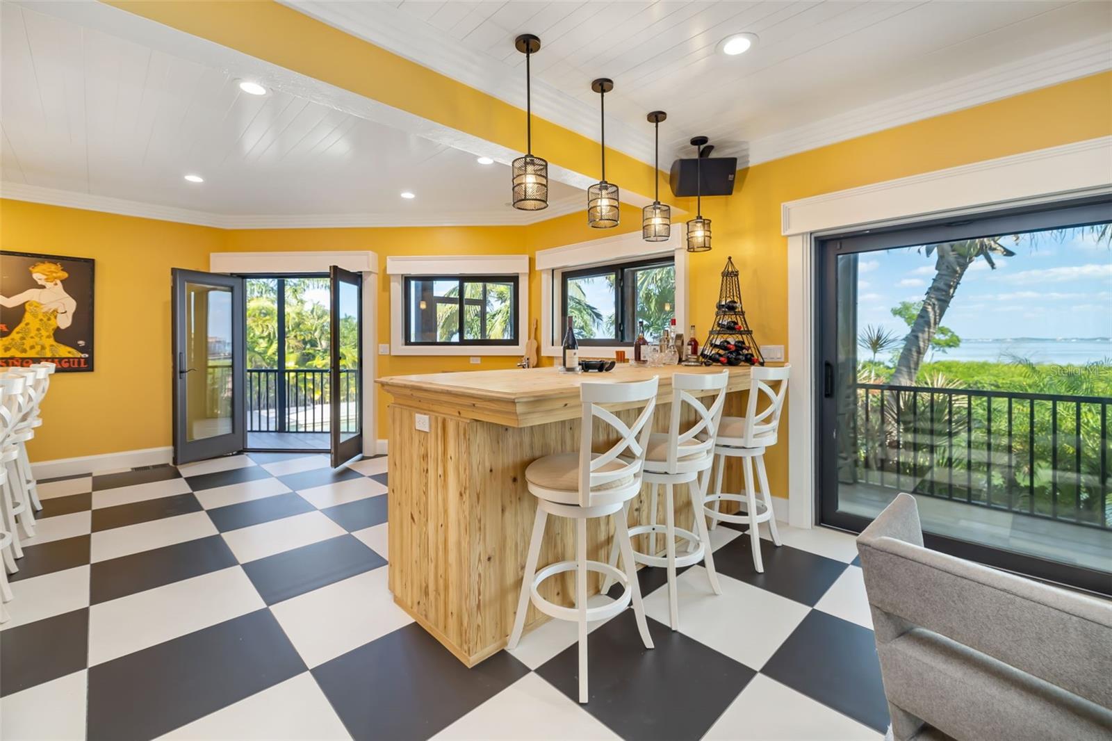 A4672059 Property Photo