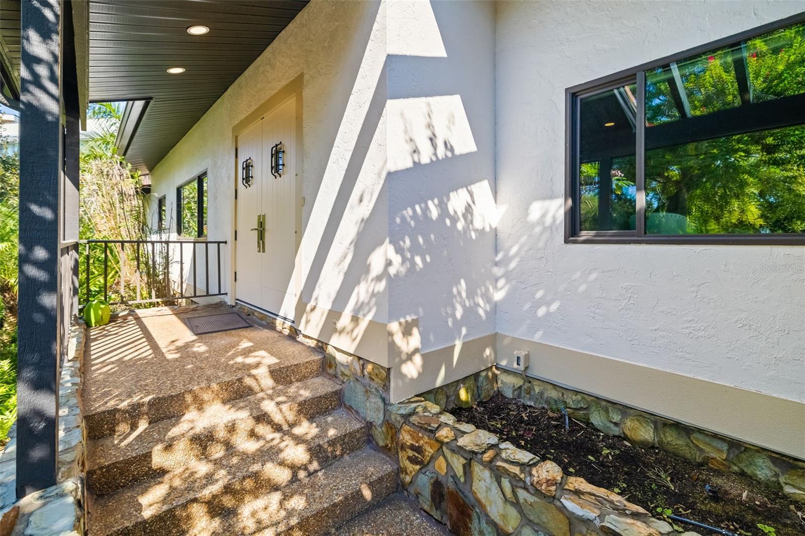 A4672059 Property Photo