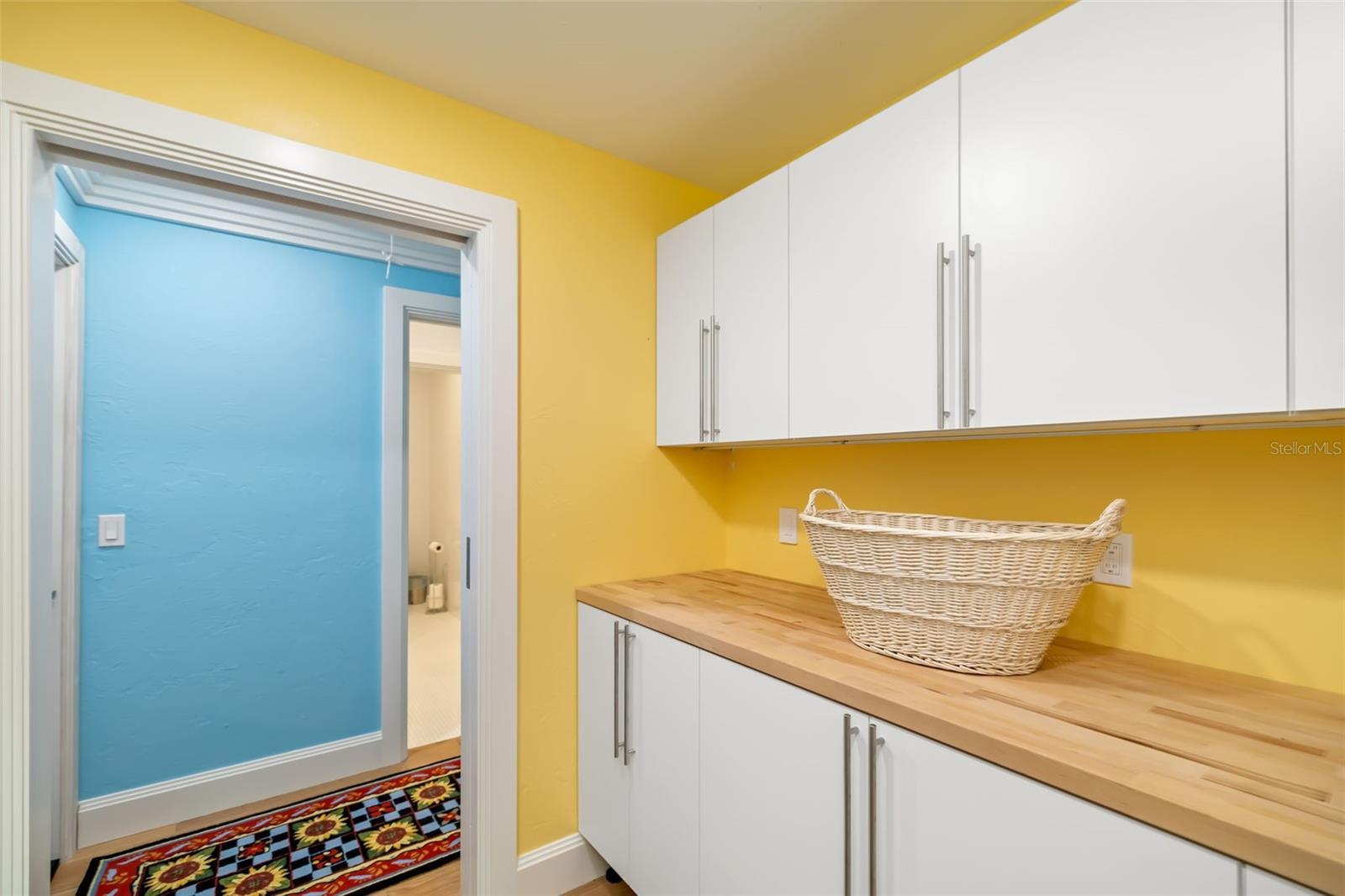 A4672059 Property Photo