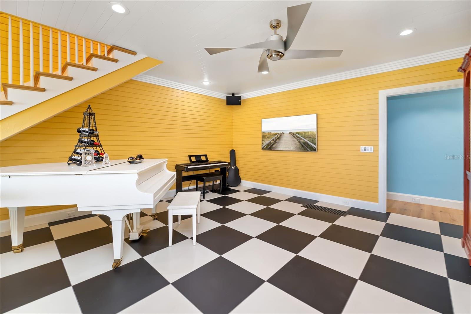 A4672059 Property Photo