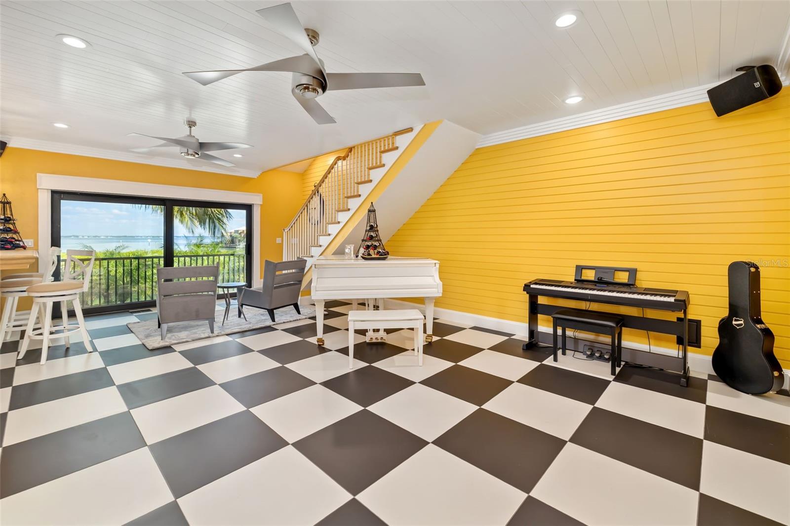 A4672059 Property Photo