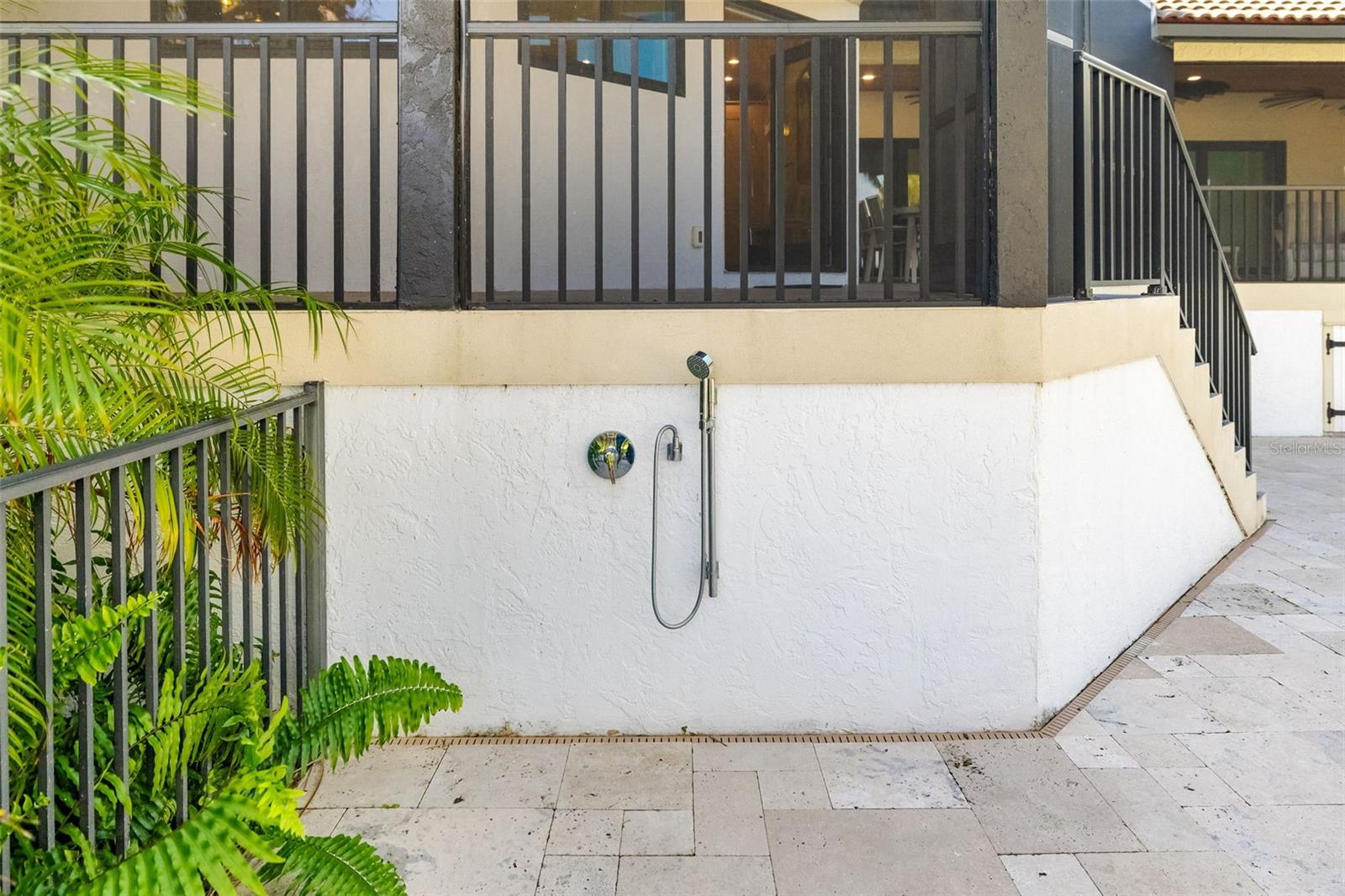 A4672059 Property Photo