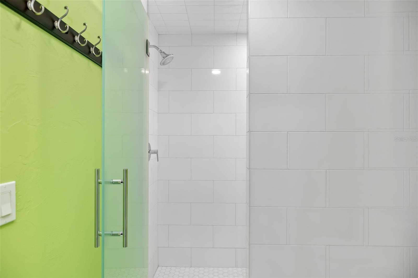 A4672059 Property Photo