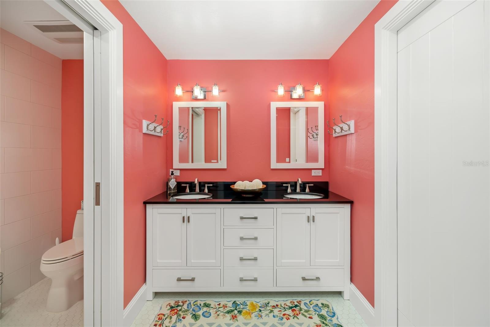 A4672059 Property Photo