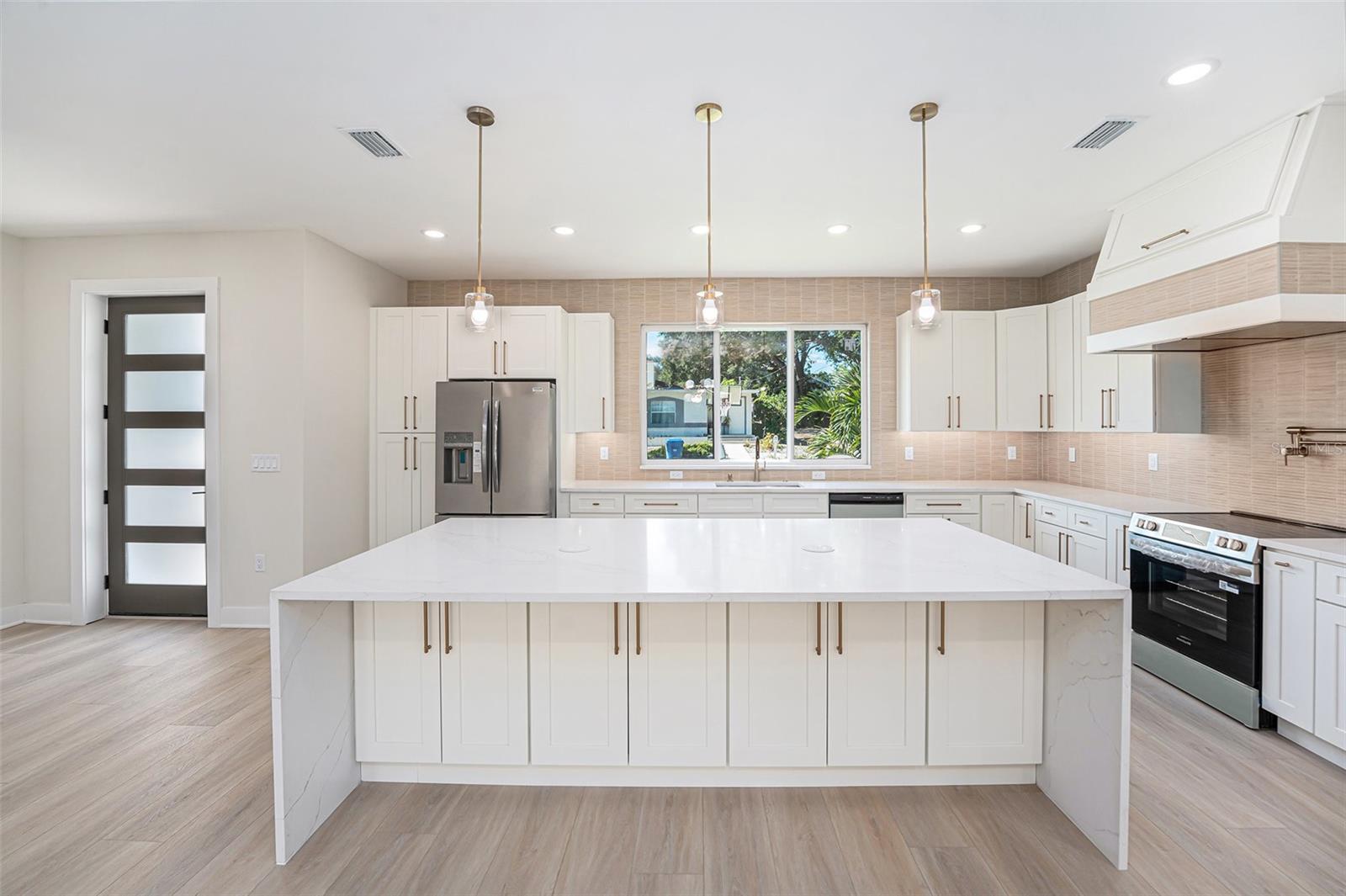 514 SUMMIT ST, LARGO, FL, 33770