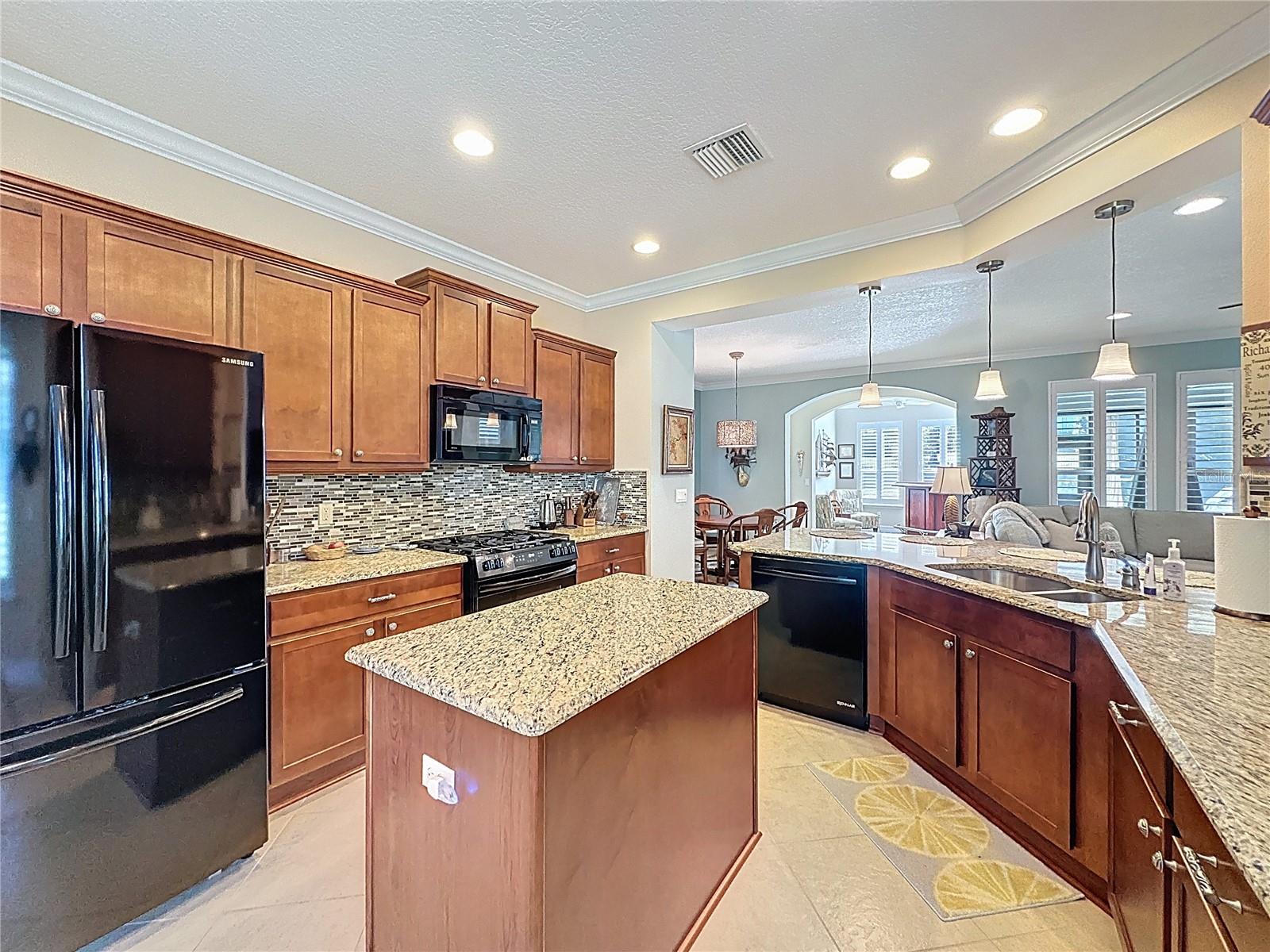 404 SILVER MAPLE RD, GROVELAND, FL, 34736