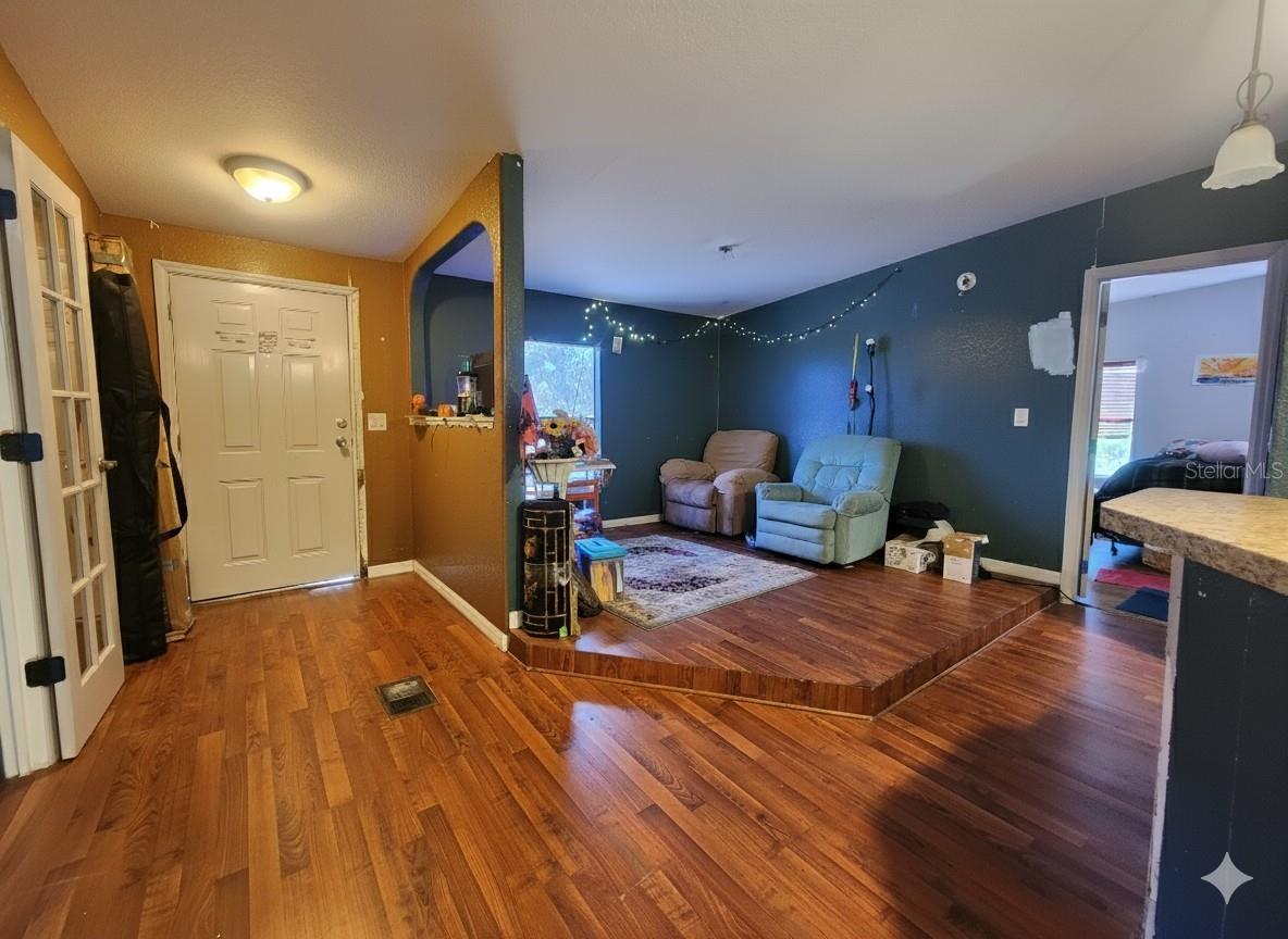 OM713512 Property Photo