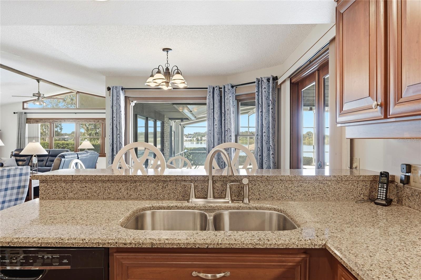 157 LAKE ROY DR, WINTER HAVEN, FL, 33884