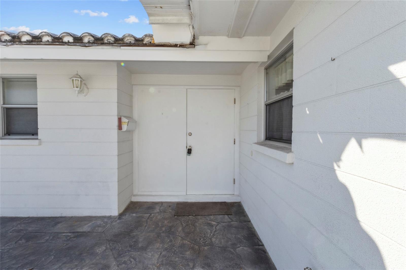 1523 LAKESIDE DR #15, VENICE, FL, 34293