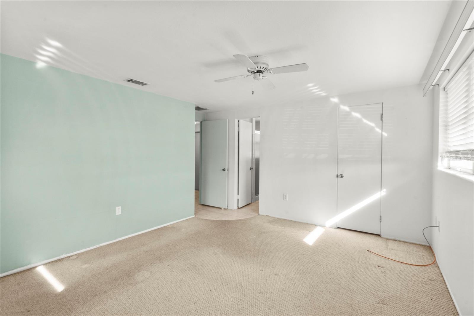 1523 LAKESIDE DR #15, VENICE, FL, 34293