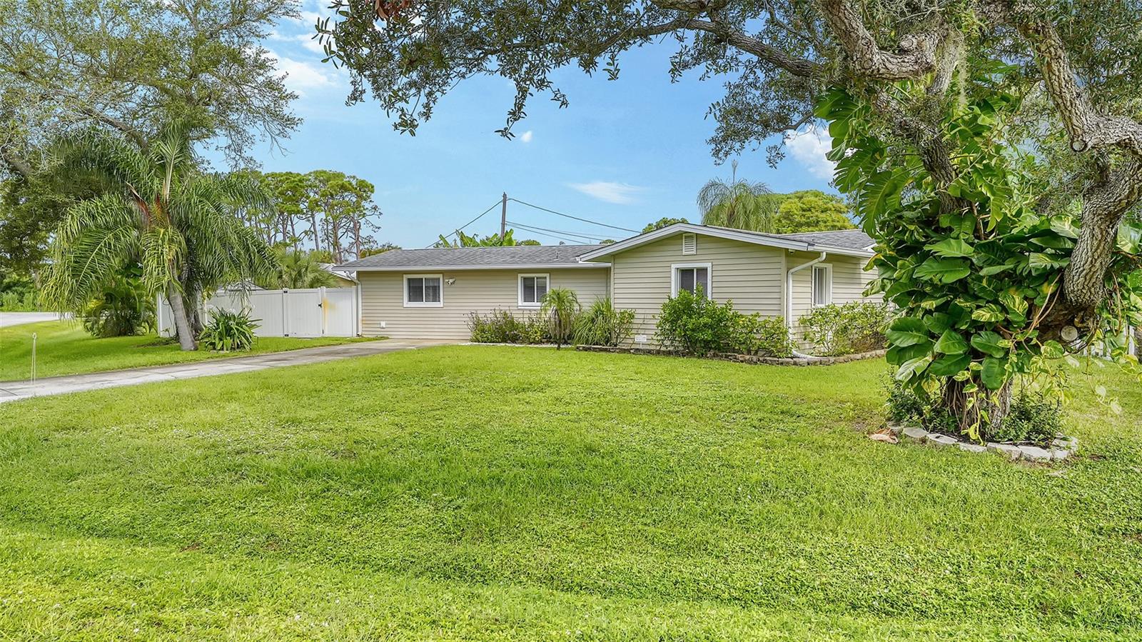 1560 POINCIANA RD, VENICE, FL, 34293