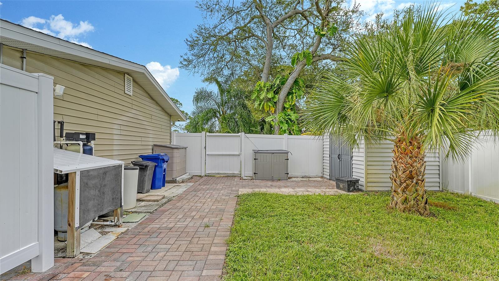 1560 POINCIANA RD, VENICE, FL, 34293