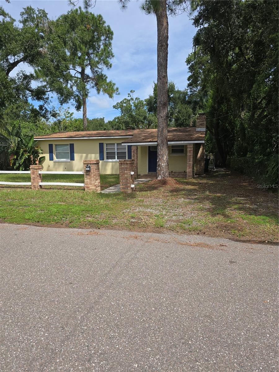 1510 E SHADOWLAWN AVE, TAMPA, FL, 33610