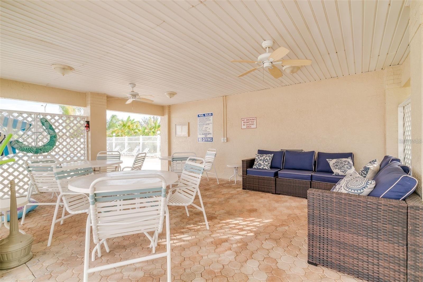 10740 43RD ST N #401, CLEARWATER, FL, 33762