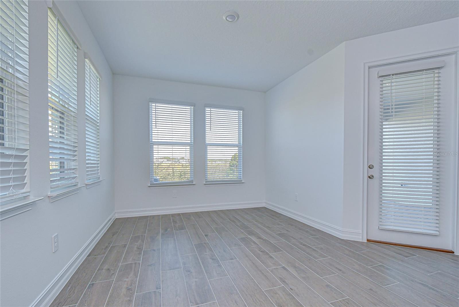 9438 GLADSOME DR, LAND O LAKES, FL, 34637