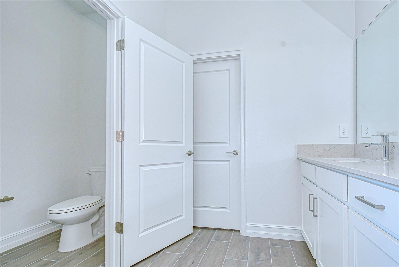 9438 GLADSOME DR, LAND O LAKES, FL, 34637