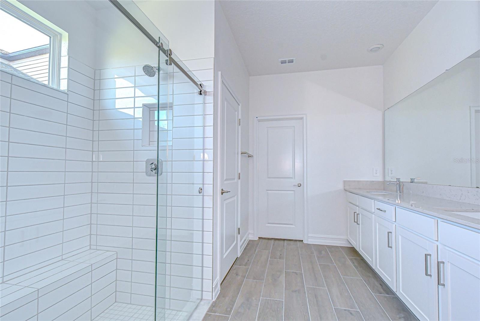 9438 GLADSOME DR, LAND O LAKES, FL, 34637