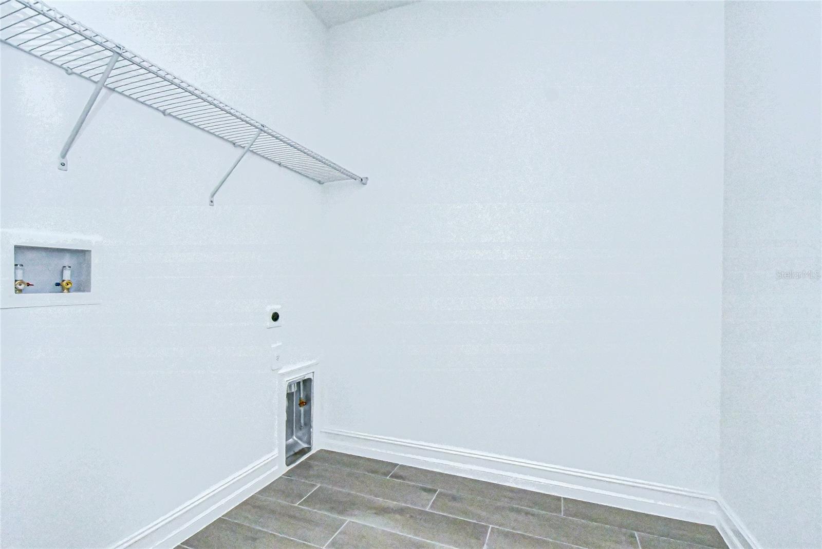 9438 GLADSOME DR, LAND O LAKES, FL, 34637