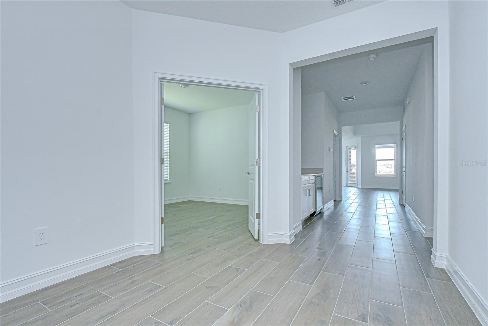 9438 GLADSOME DR, LAND O LAKES, FL, 34637