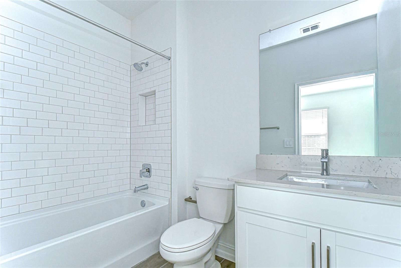 9438 GLADSOME DR, LAND O LAKES, FL, 34637