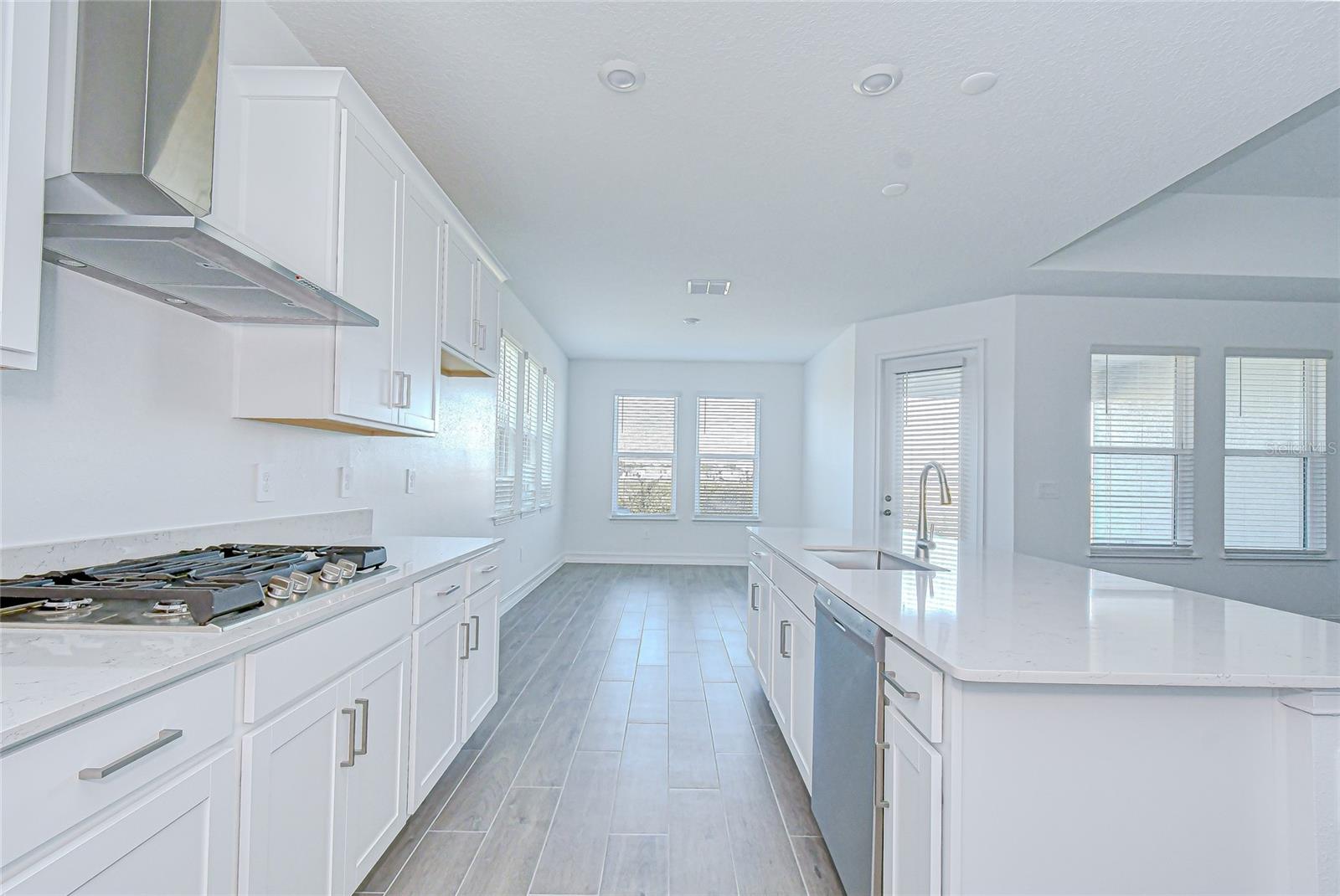 9438 GLADSOME DR, LAND O LAKES, FL, 34637