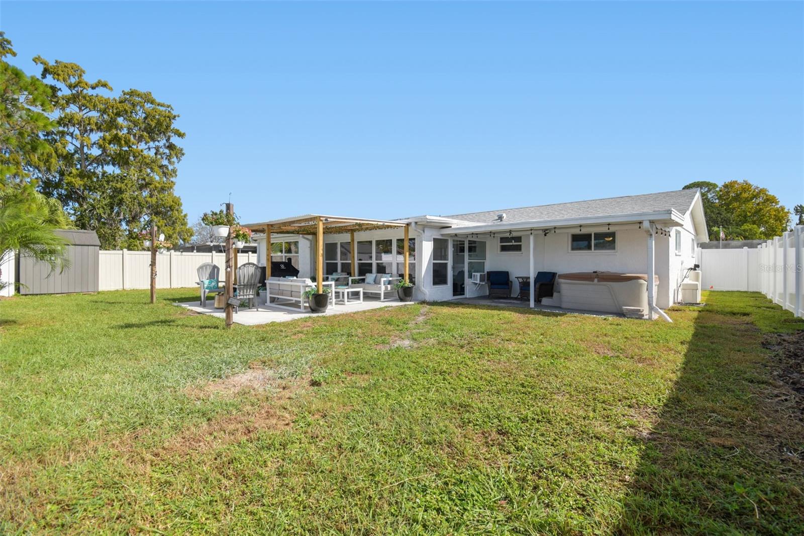 7519 HOLLY LAKE LN, NEW PORT RICHEY, FL, 34653