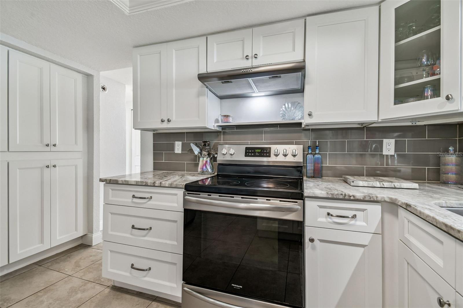 7519 HOLLY LAKE LN, NEW PORT RICHEY, FL, 34653