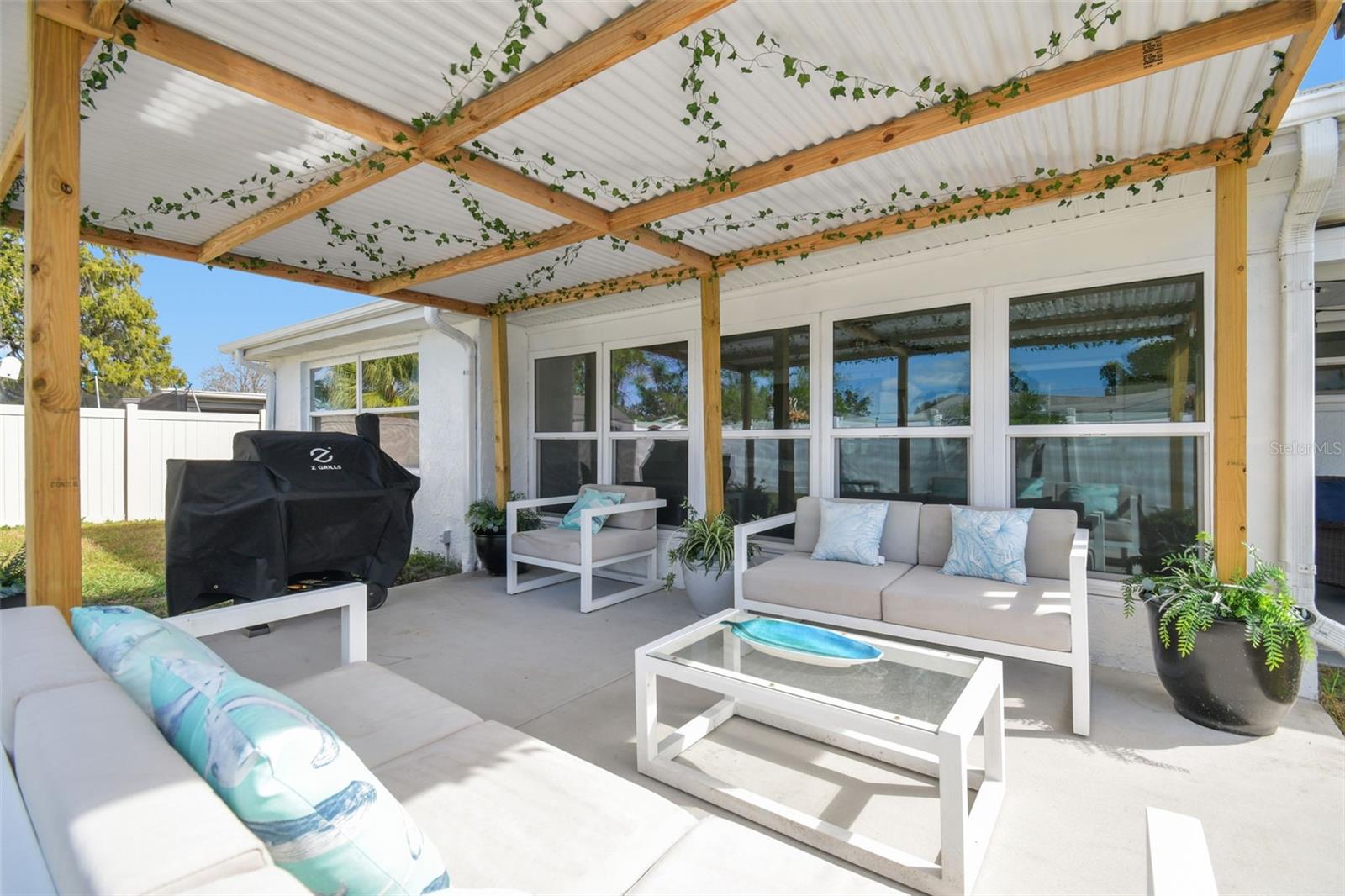 7519 HOLLY LAKE LN, NEW PORT RICHEY, FL, 34653