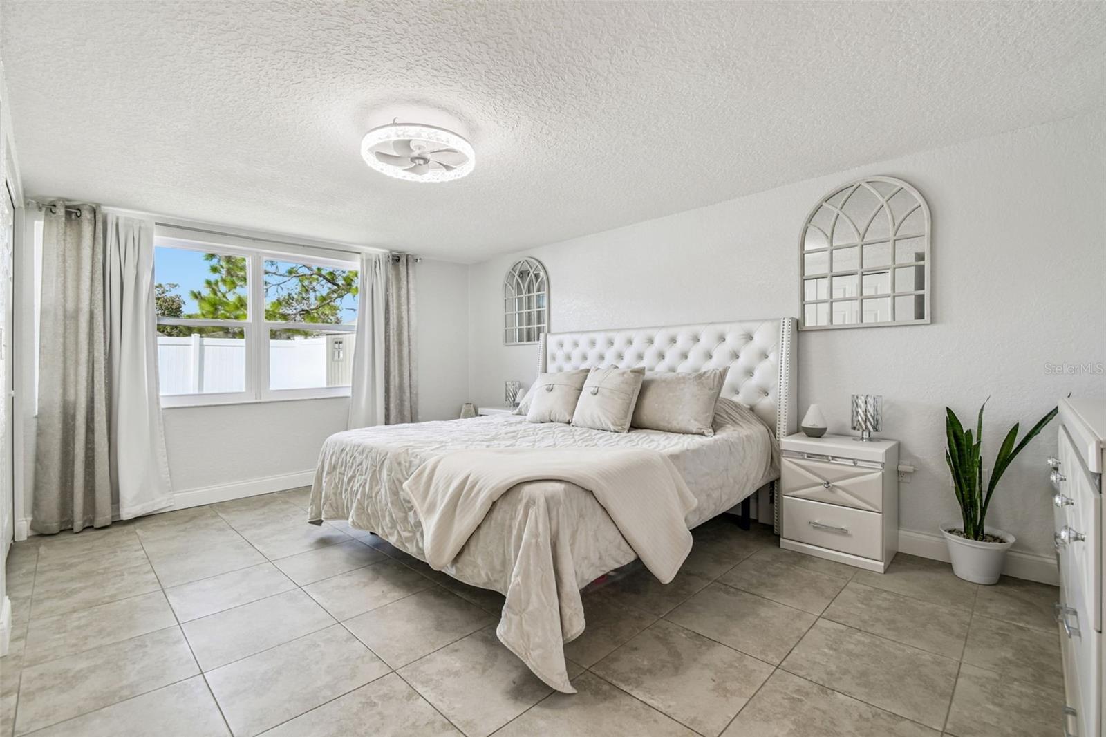 7519 HOLLY LAKE LN, NEW PORT RICHEY, FL, 34653